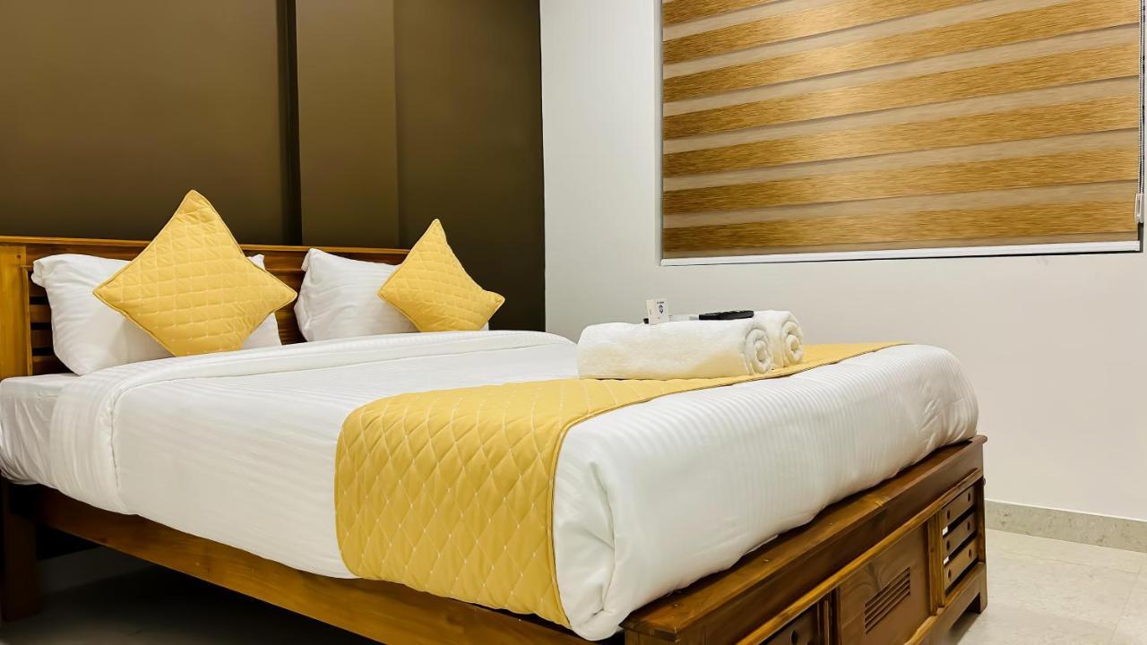 Emerald Inn Kochi Eksteriør billede